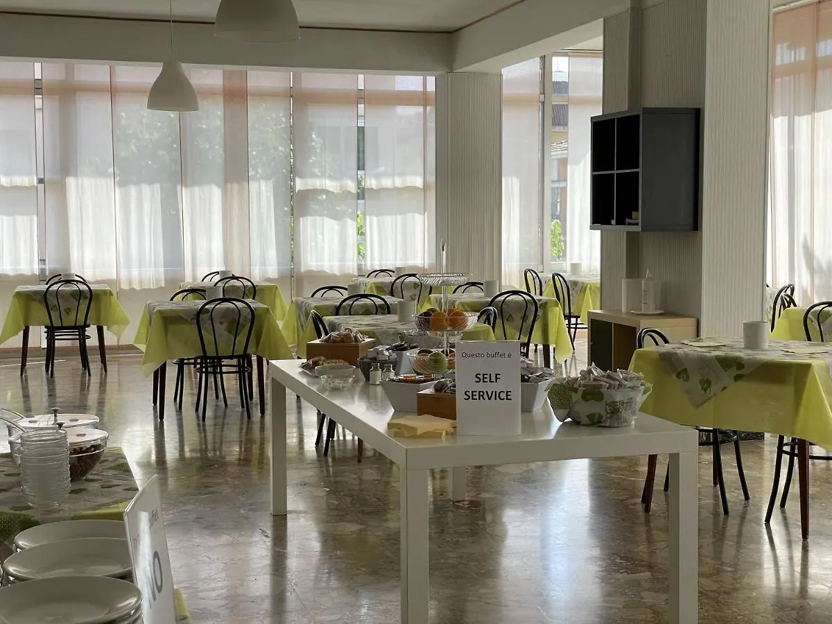 Hotel Apis Rimini