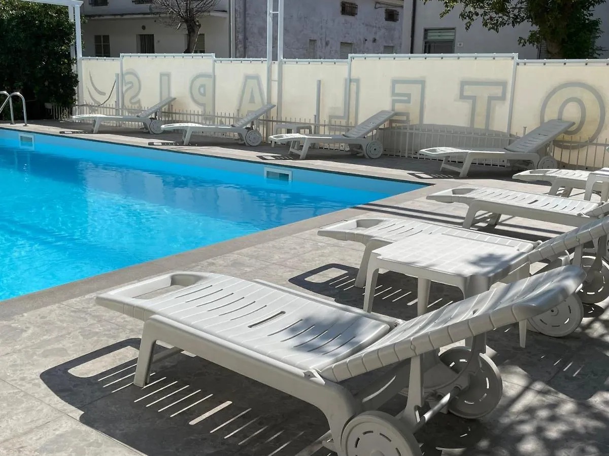 Hotel Apis Римини