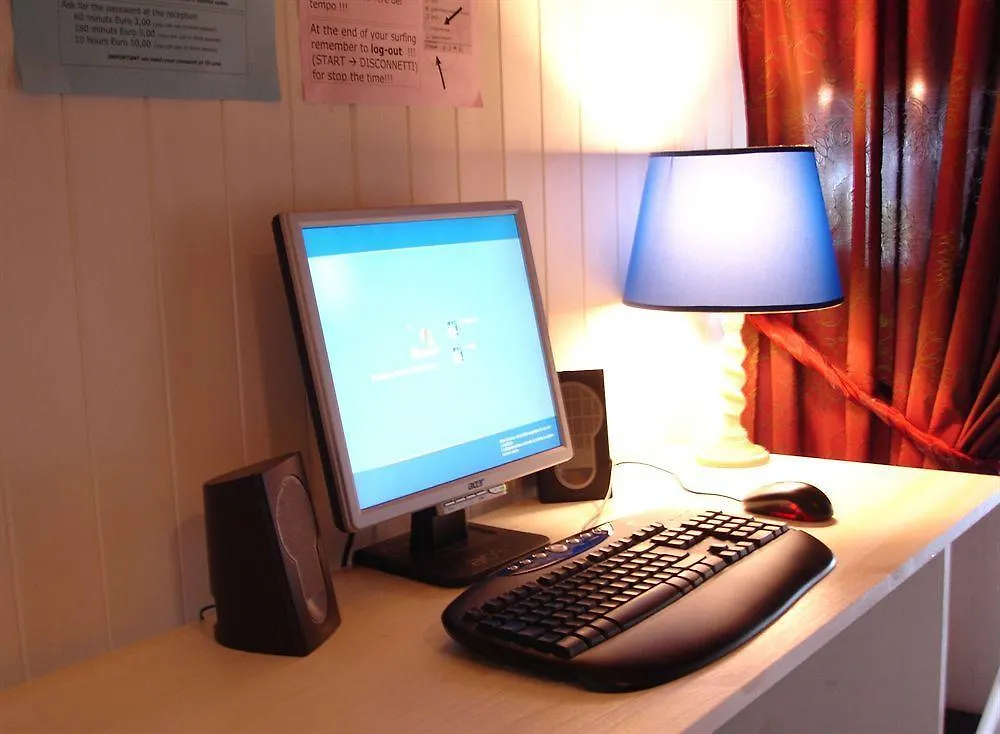 Hotel Apis Римини 3*,